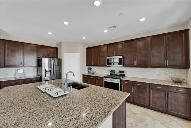 $749,900 | 2714 Frabiele Street, Henderson, NV 89044