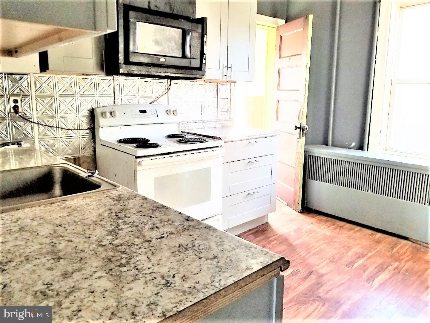 863 Beverly Road Burlington, NJ 08016 - Photo 7 of 11