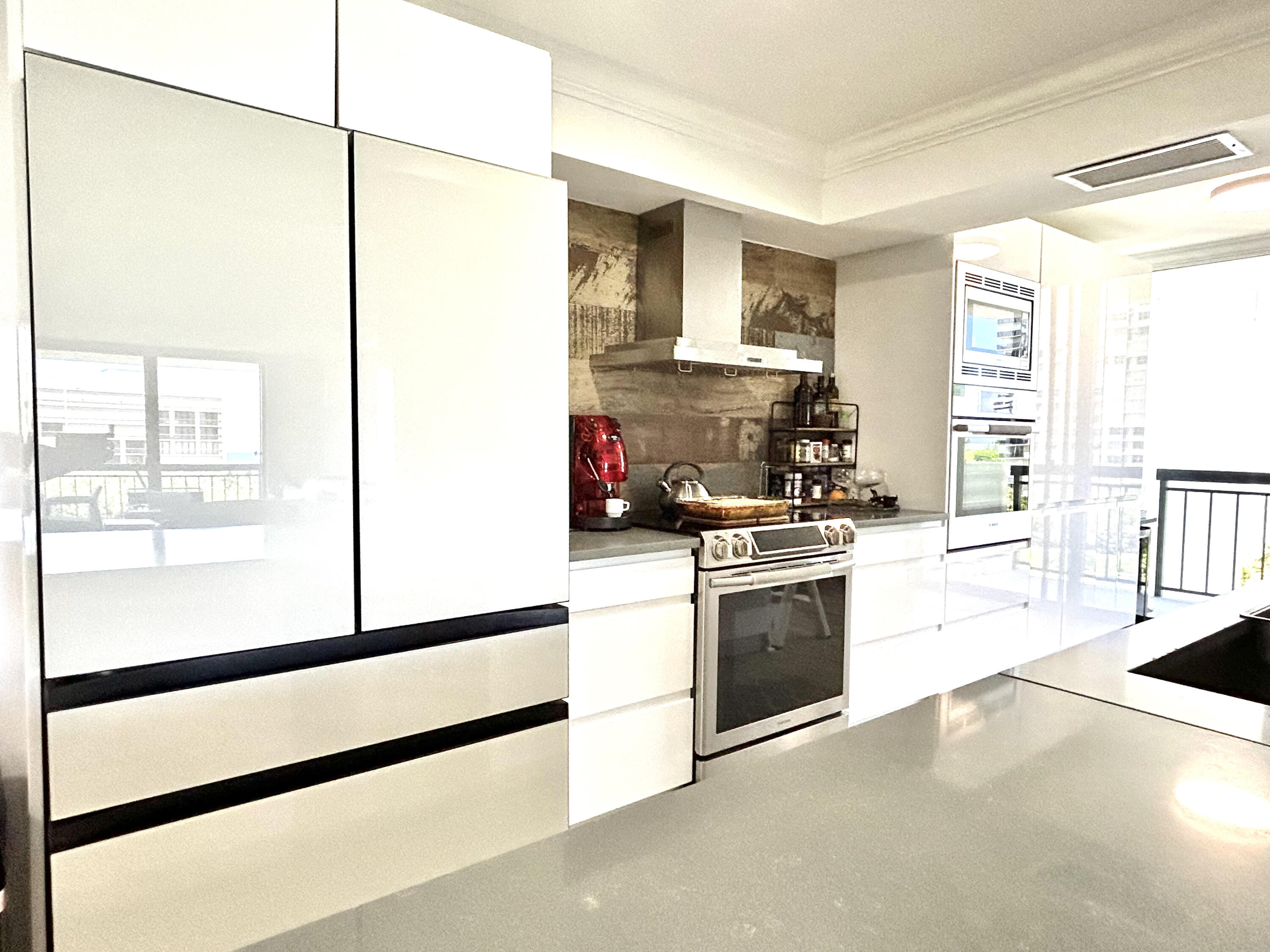 2001 North Ocean Boulevard, Unit 602 Boca Raton, FL 33431 - Photo 9 of 70 kitchen7