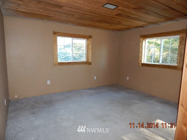 16601 Taylor Road Mount Vernon, WA 98273 - Photo 9 of 10 Gallery Image 9