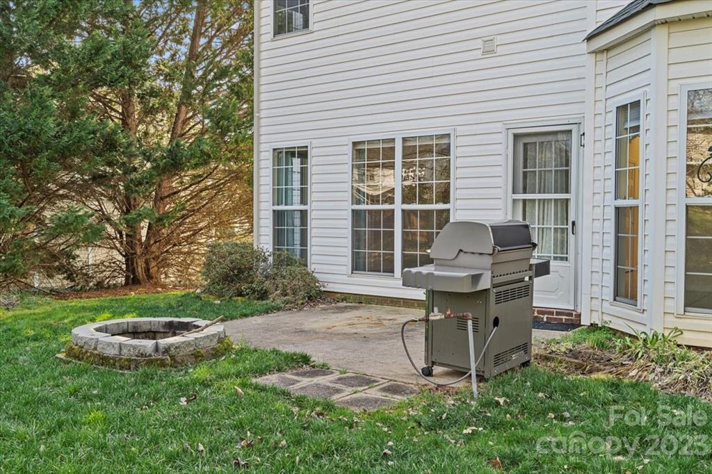 527 North Portman Lane Fort Mill, SC 29708 - Photo 35 of 39 Gallery Image 35