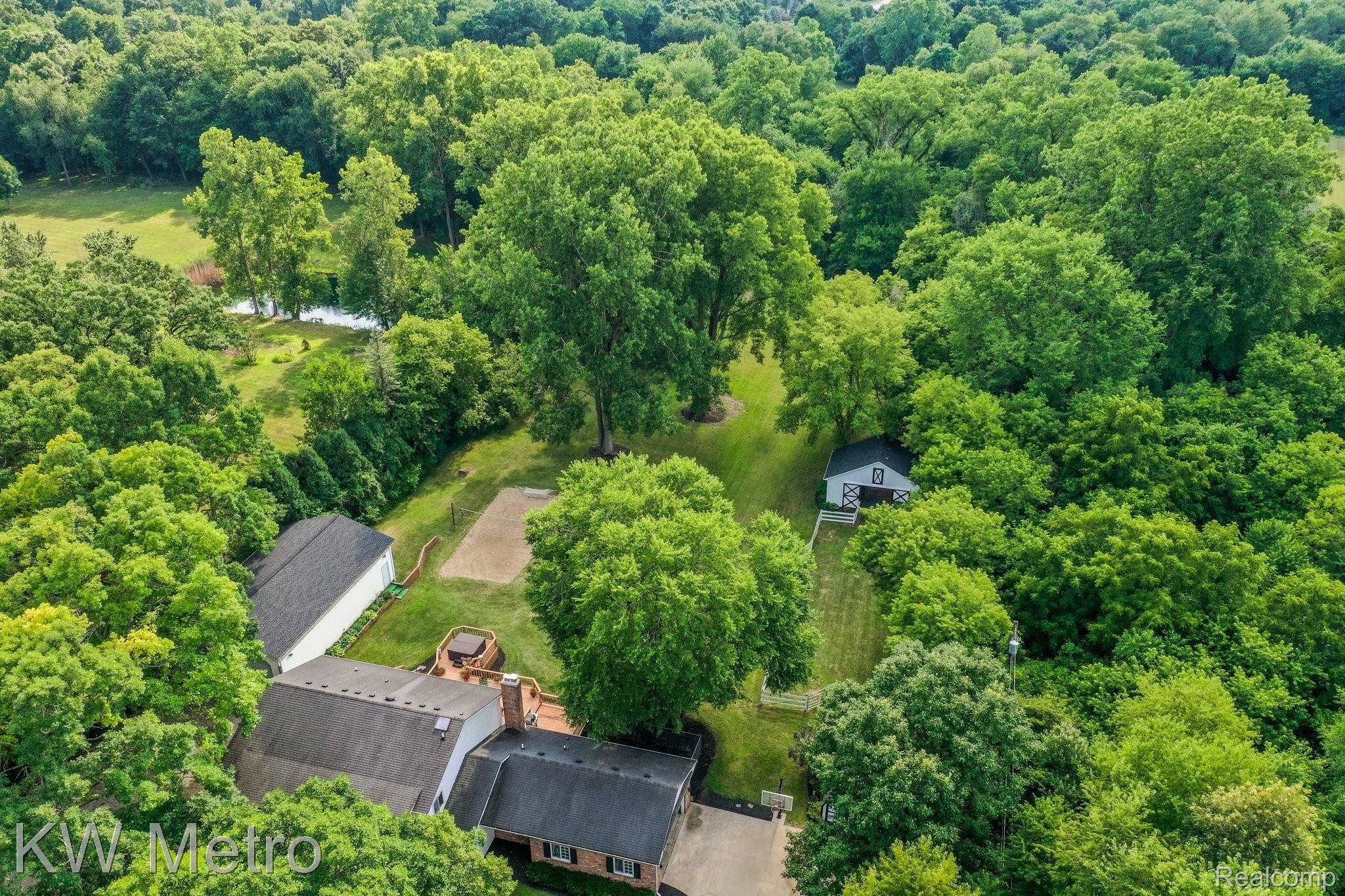 28291 Martindale Road New Hudson, MI 48165 - Photo 11 of 96 28291+Martindale+Rd+Lyon+Charter+Township-1-web.jpg