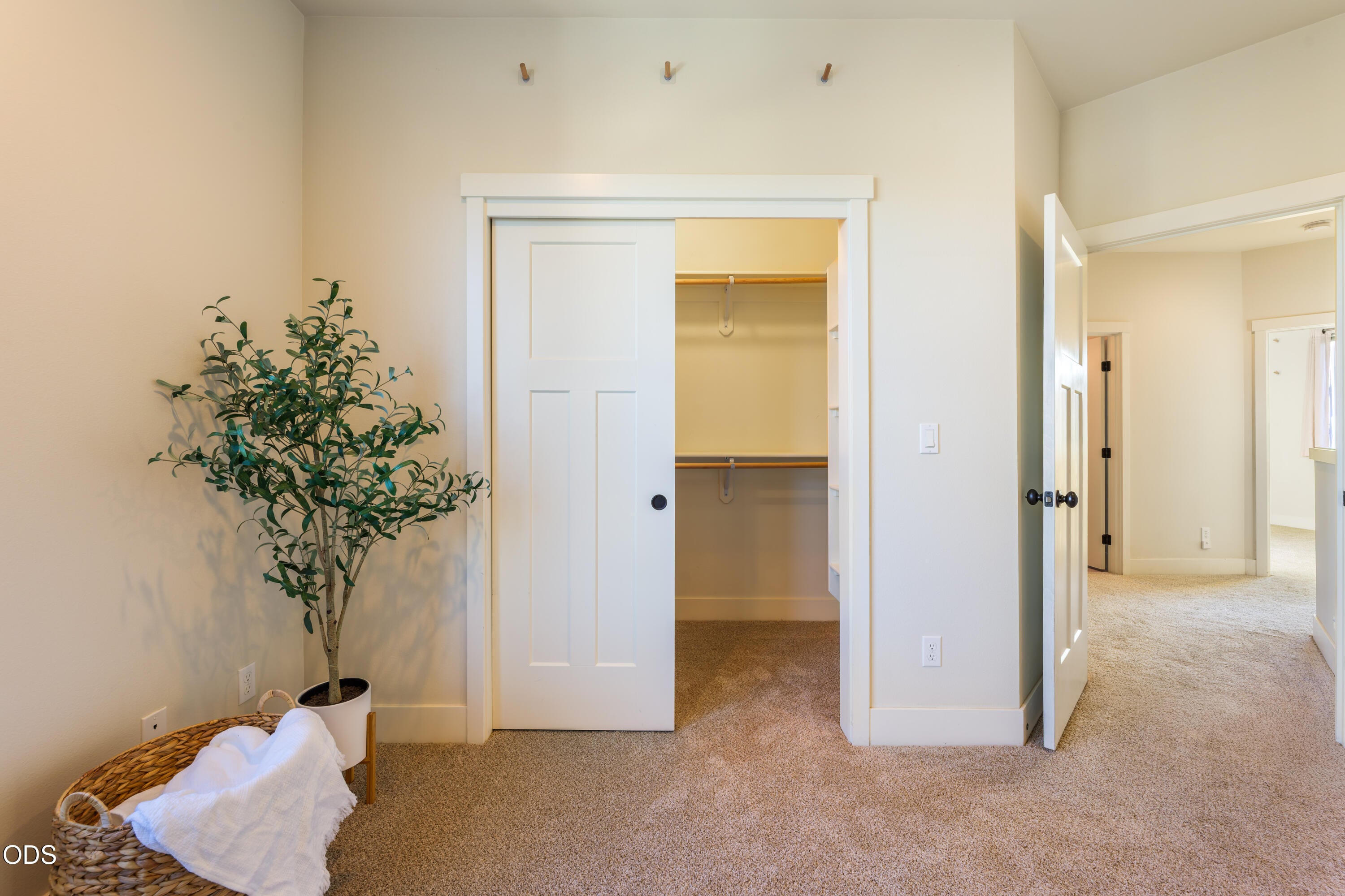 61591 Aaron Way Bend, OR 97702 - Photo 14 of 25 Gallery Image 14