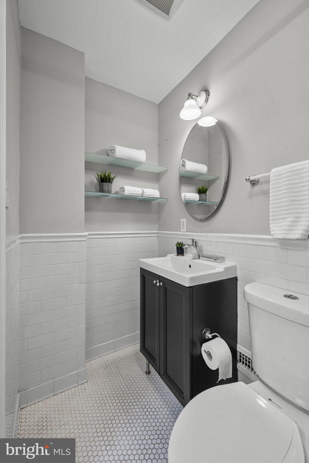 649 16th Street Northeast Washington, DC 20002 - Photo 26 of 38