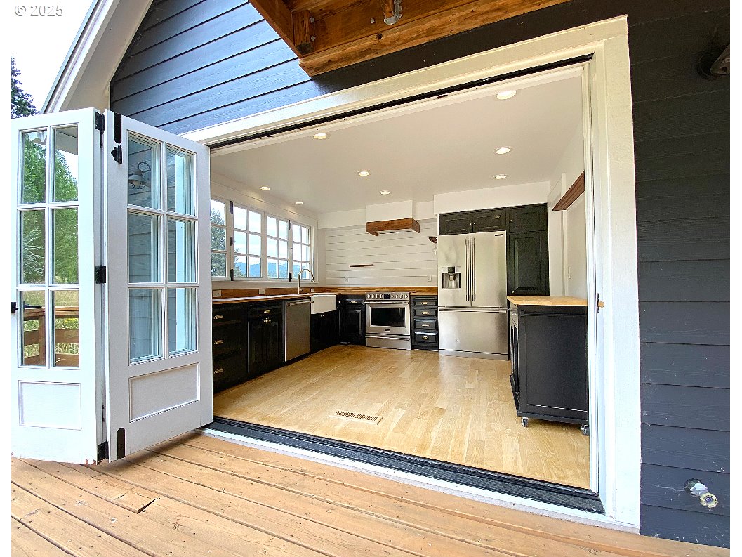 14101 Southwest Hidden Hills Road McMinnville, OR 97128 - Photo 11 of 27 Gallery Image 11
