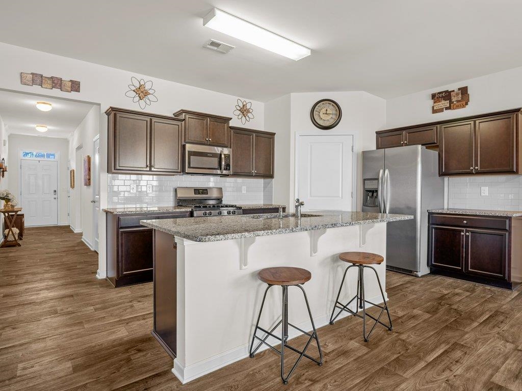 620 Craftsman Lane Boiling Springs, SC 29316 - Photo 6 of 43 Gallery Image 6