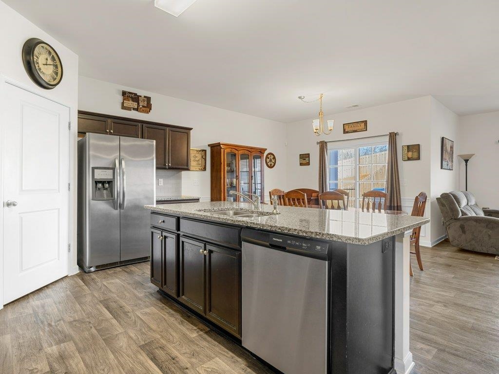 620 Craftsman Lane Boiling Springs, SC 29316 - Photo 8 of 43 Gallery Image 8