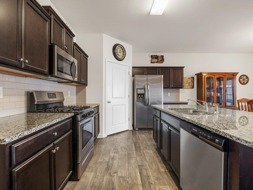620 Craftsman Lane Boiling Springs, SC 29316 - Photo 9 of 43 Gallery Image 9