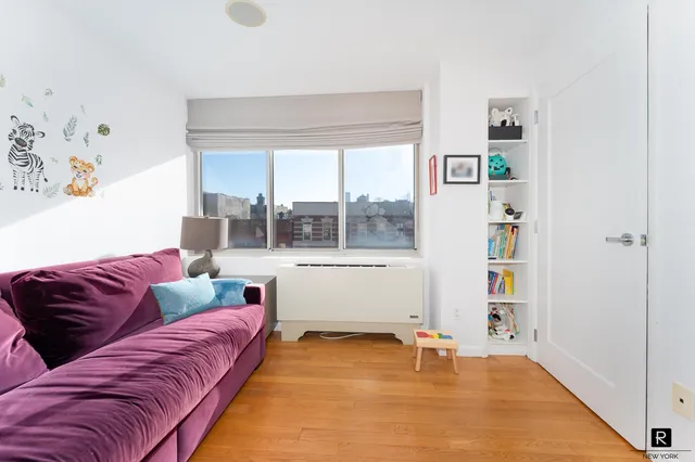 $2,550,000 | 525 East 11th Street, Unit 6C | East Village