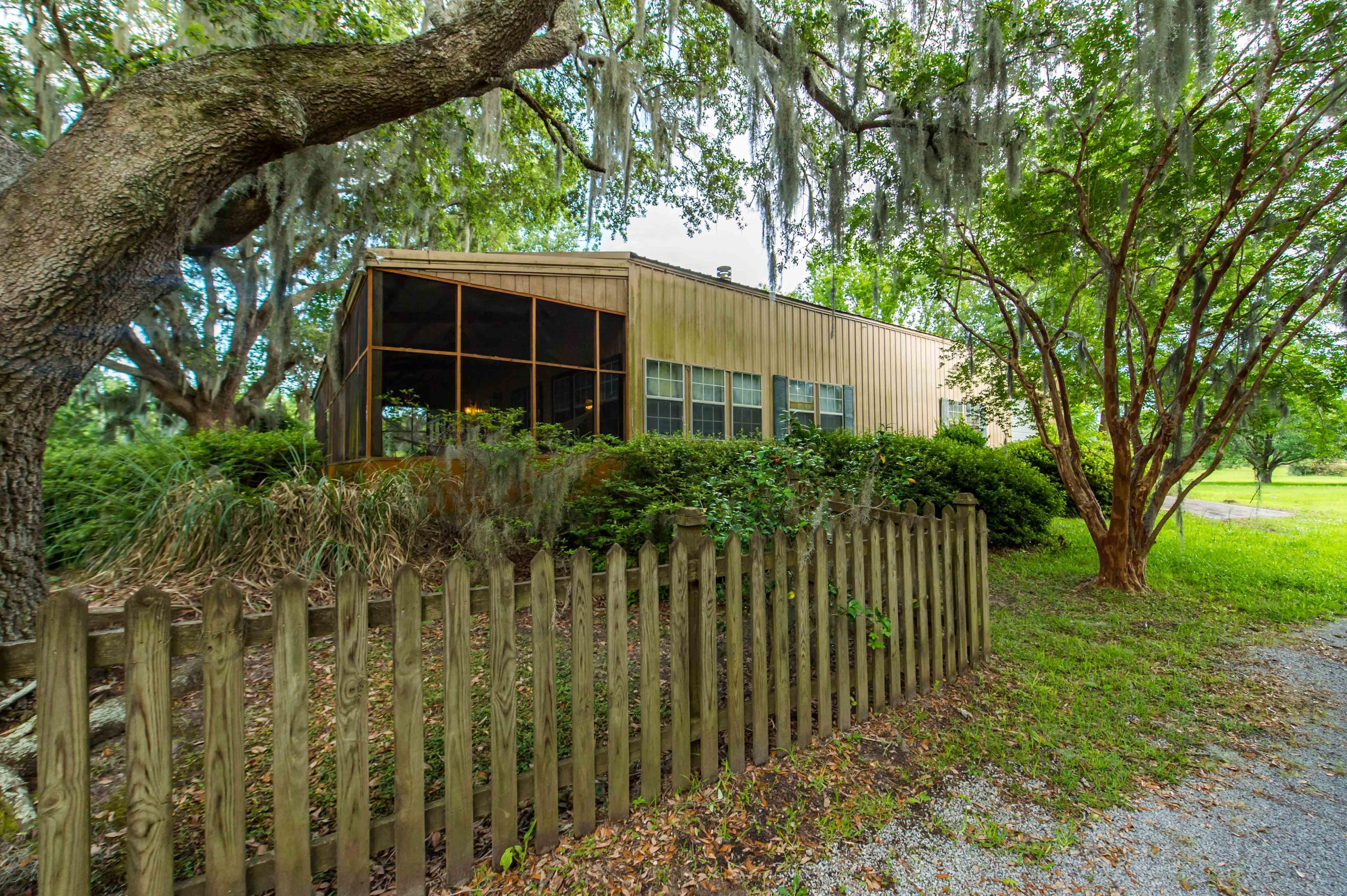 1107 River Road Johns Island, SC 29455 - Photo 14 of 31 1107 River Rd_Low Res-2