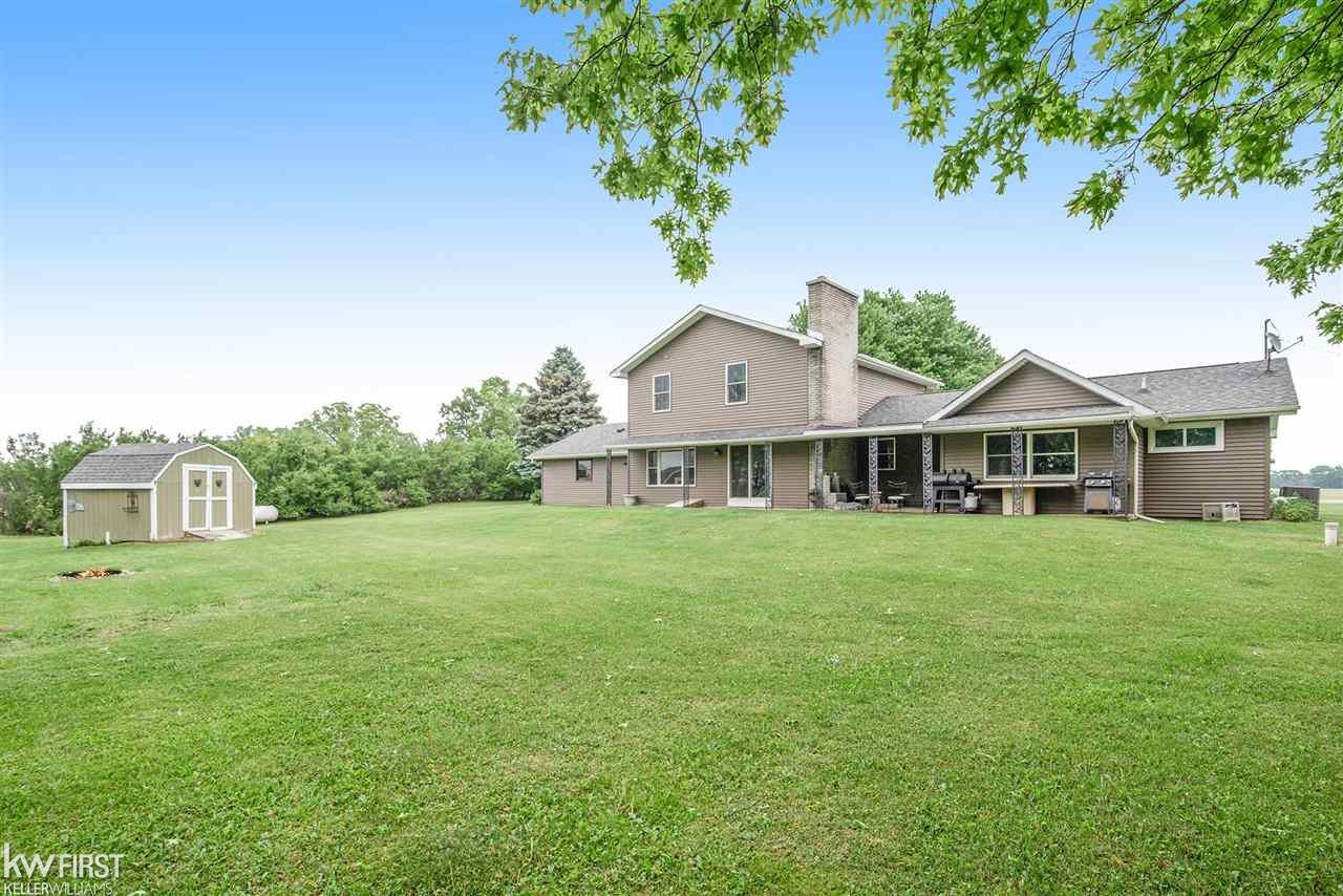 10300 Bancroft Road Bancroft, MI 48414 - Photo 3 of 51