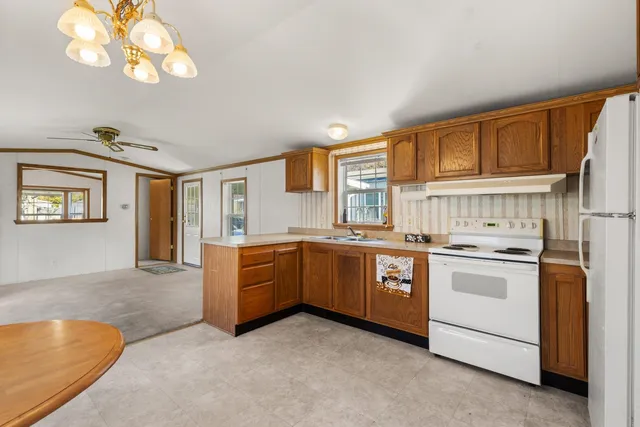 $129,999 | 23 Columbia Drive, Newmarket, NH 03857