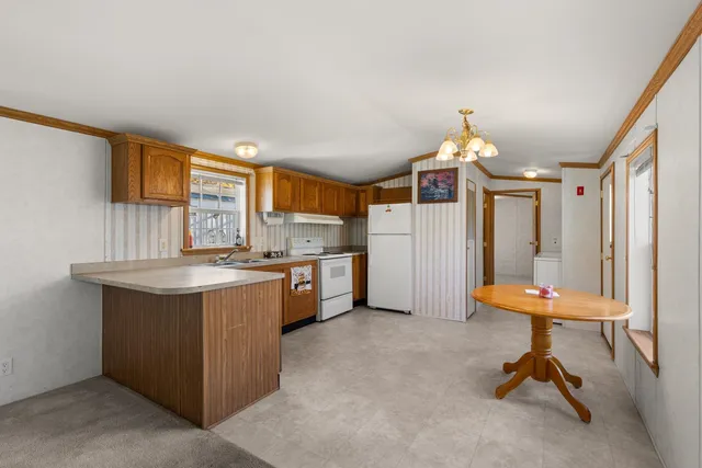 $129,999 | 23 Columbia Drive, Newmarket, NH 03857