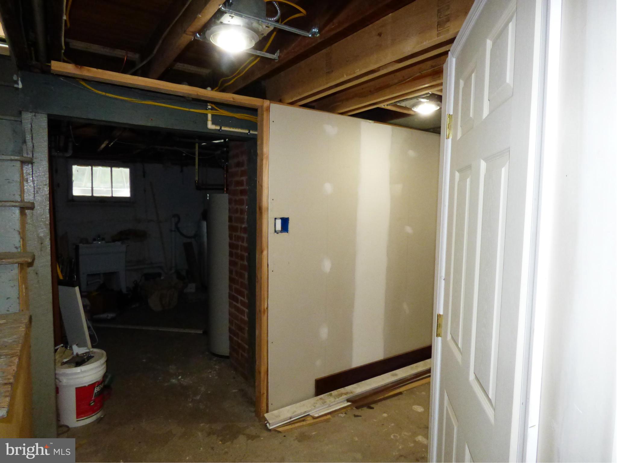 6142 Ebenezer Road Baltimore, MD 21220 - Photo 26 of 30 Interior (General)