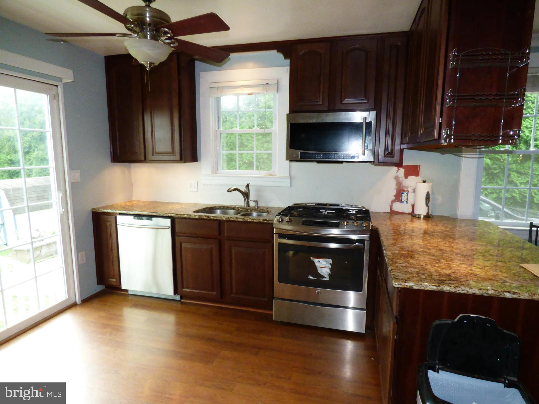 6142 Ebenezer Road Baltimore, MD 21220 - Photo 7 of 30 Kitchen