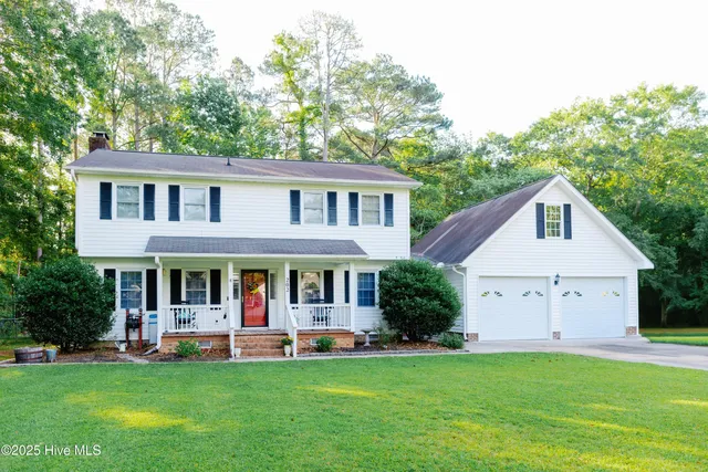 $340,000 | 202 Holyoke Drive, Washington, NC 27889