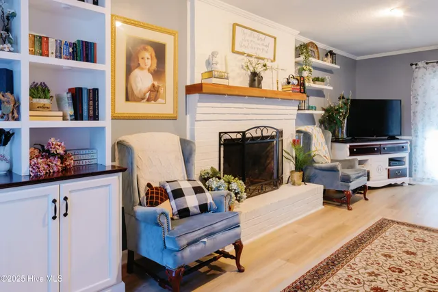 $340,000 | 202 Holyoke Drive, Washington, NC 27889