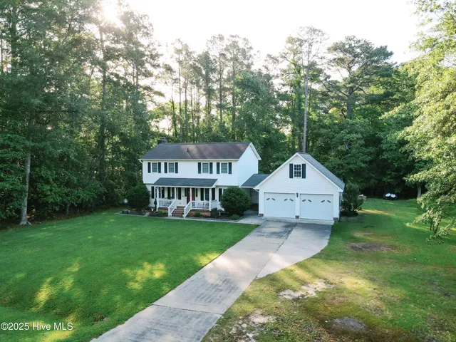 $340,000 | 202 Holyoke Drive, Washington, NC 27889