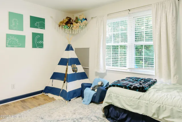 $340,000 | 202 Holyoke Drive, Washington, NC 27889