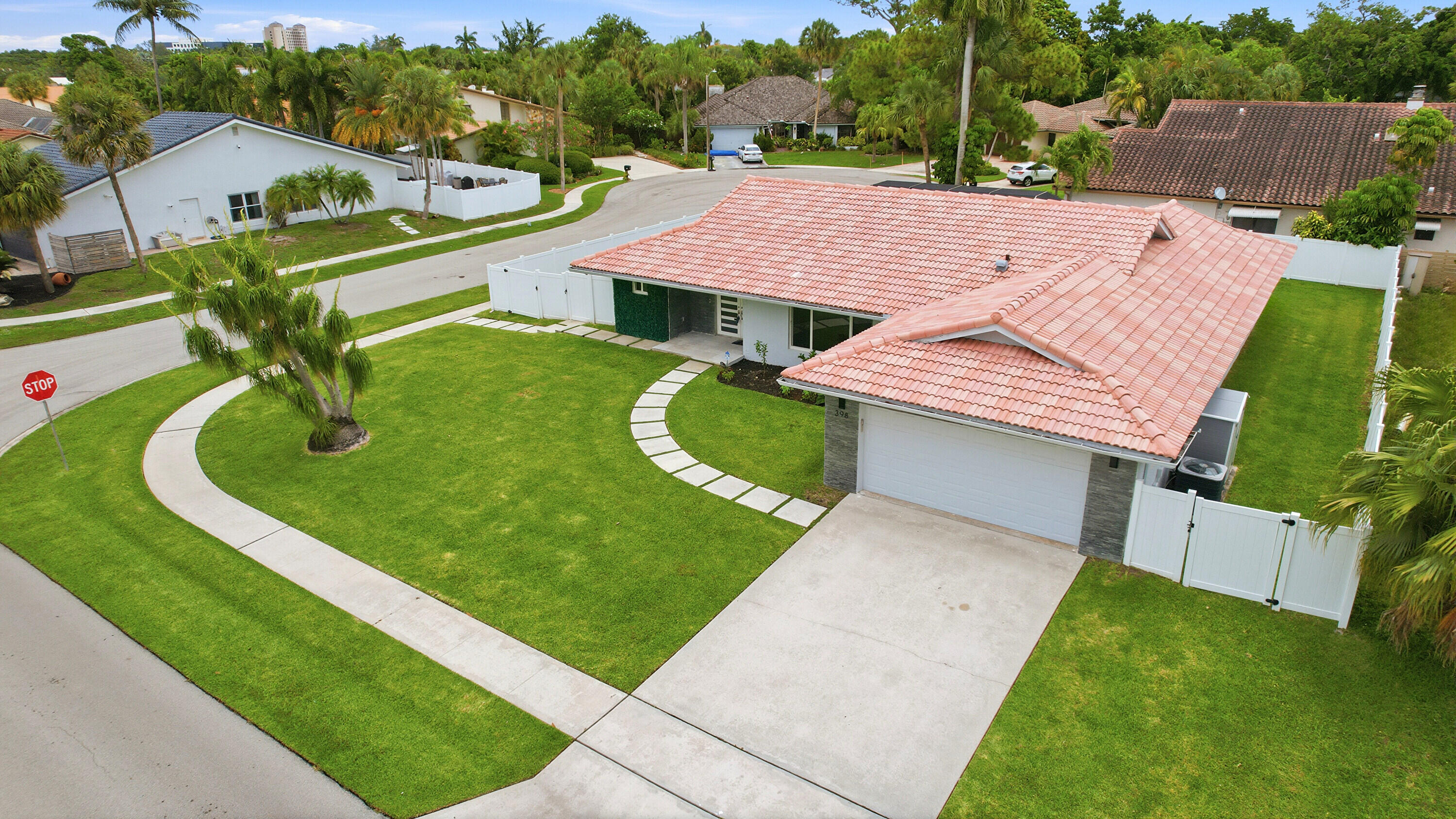 398 Northwest 22nd Avenue Boca Raton, FL 33486 - Photo 44 of 64 Aerial Front View