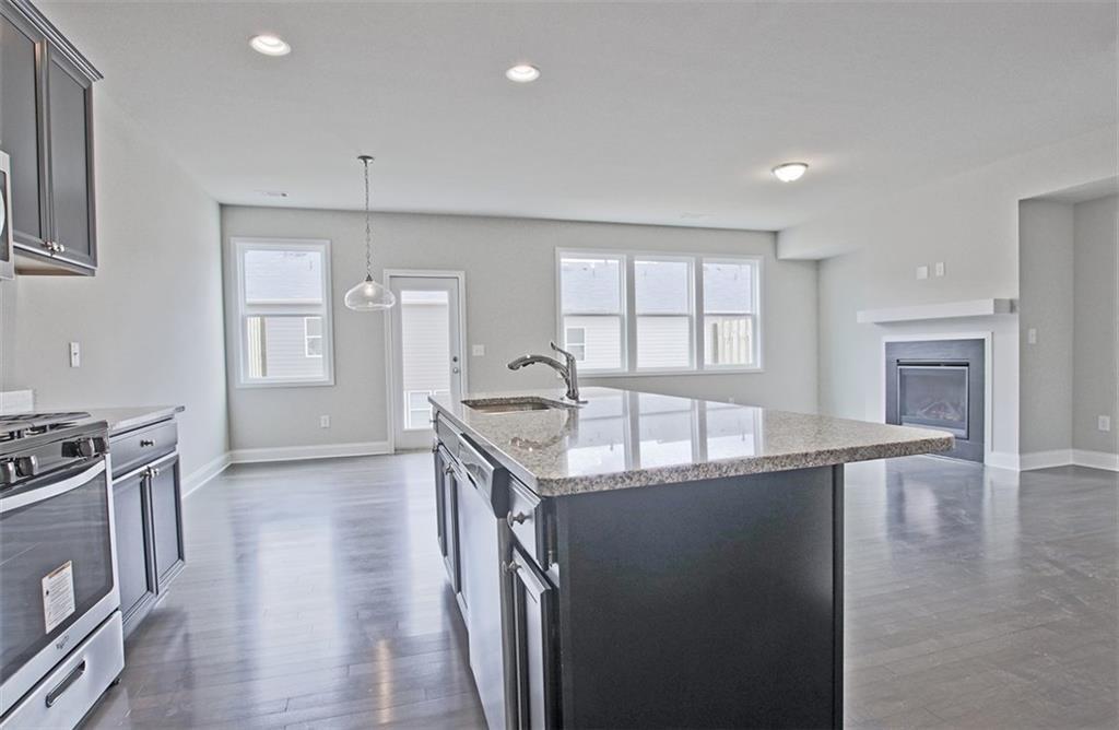 5519 Cascade Run Atlanta, GA 30336 - Photo 1 of 1 Gallery Image 1