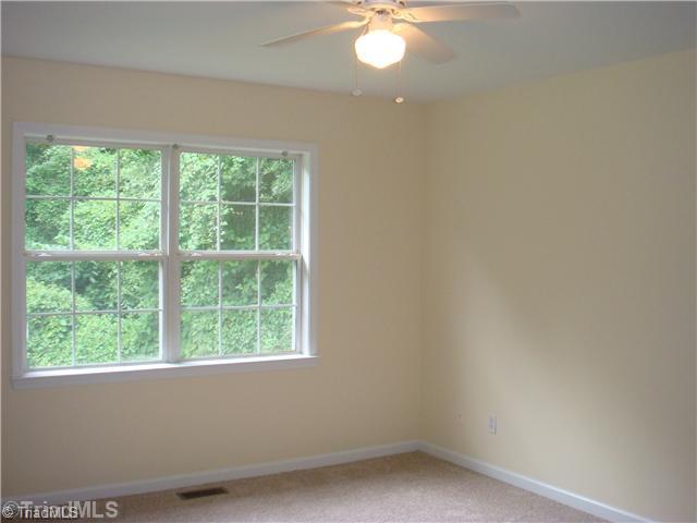 4303 Edgemore Road Greensboro, NC 27455 - Photo 6 of 9 2nd Bedroom.