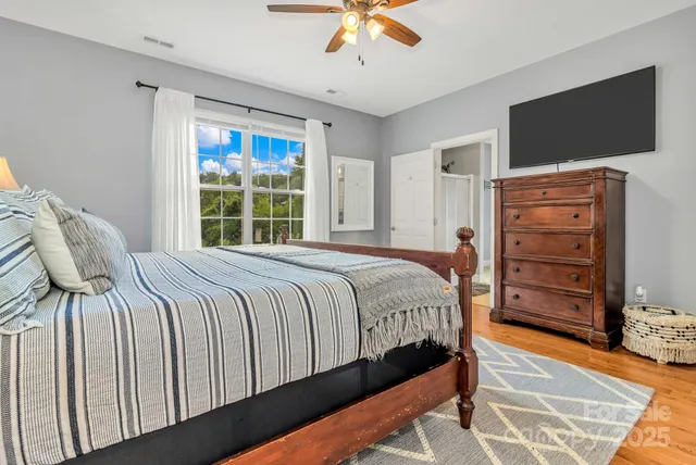 $699,500 | 159 South Willow Brook Drive, Asheville, NC 28806