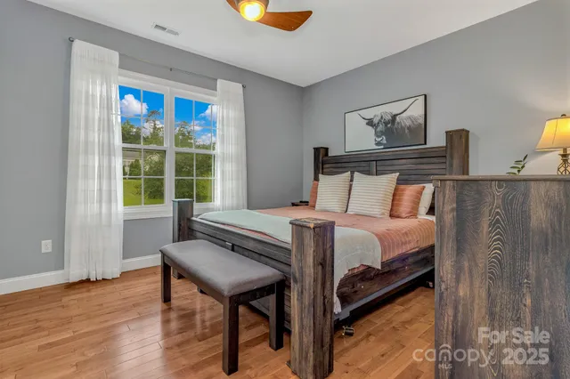 $699,500 | 159 South Willow Brook Drive, Asheville, NC 28806