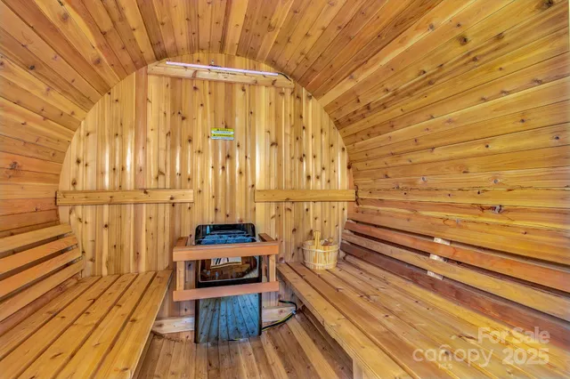 $699,500 | 159 South Willow Brook Drive, Asheville, NC 28806