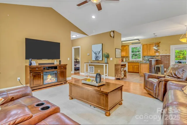 $699,500 | 159 South Willow Brook Drive, Asheville, NC 28806