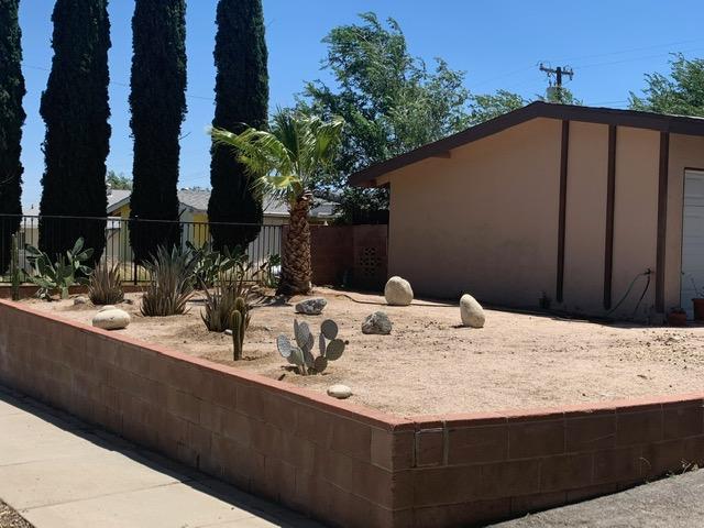38830 Deer Run Road Palmdale, CA 93551 - Photo 2 of 25 ft1