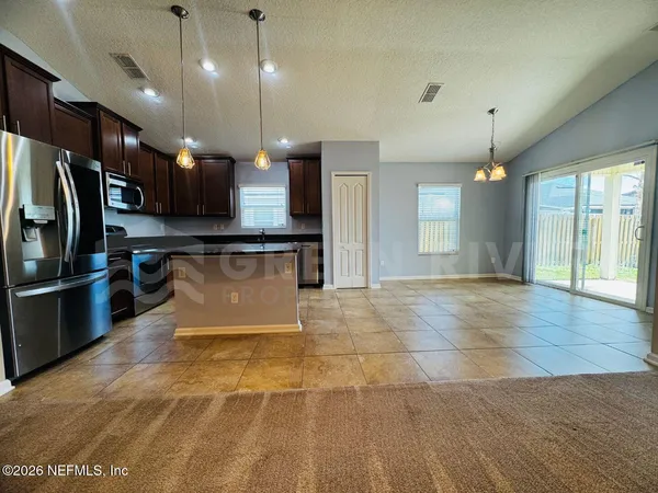 $1,900 | 6162 Sandler Chase Trail, Jacksonville, FL 32222