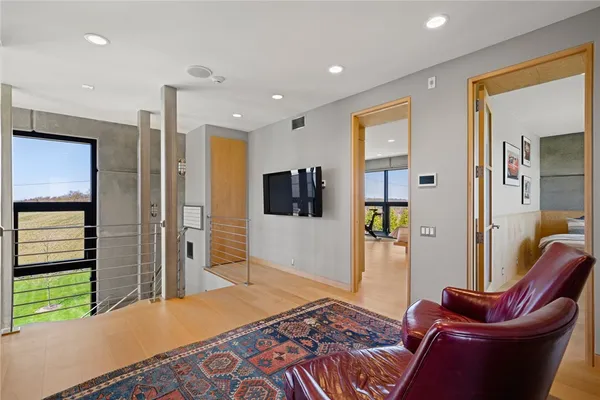 $4,150,000 | 155 West Main Road, Little Compton, RI 02837