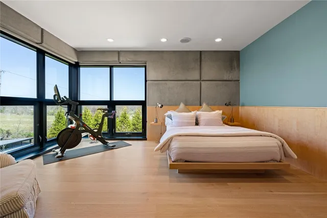 $4,450,000 | 155 West Main Road, Little Compton, RI 02837