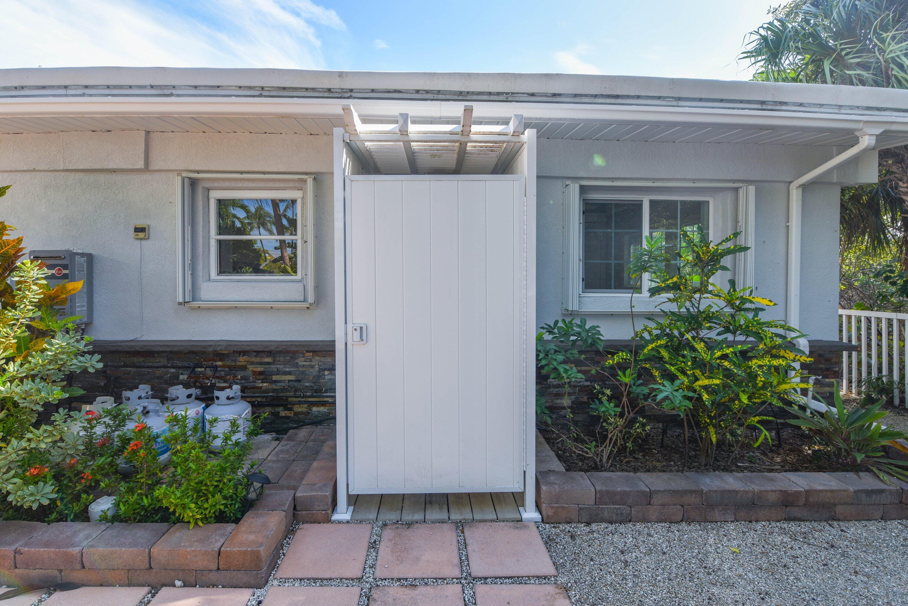 3828 Gillott Road Big Pine Key, FL 33043 - Photo 29 of 46 Outdoor Shower