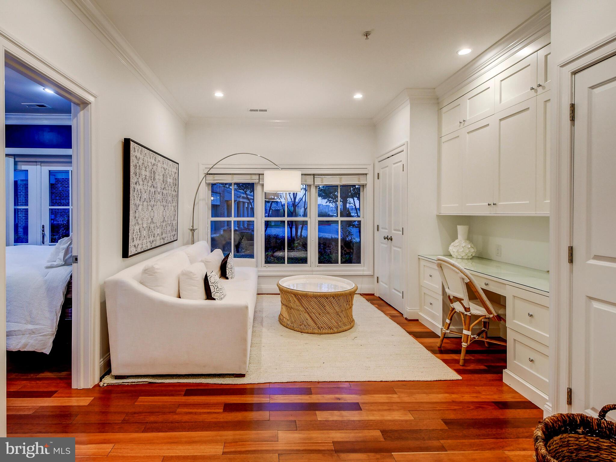 1230 Dockside Circle Baltimore, MD 21224 - Photo 41 of 70 a living room with fireplace furniture and a wooden floor
