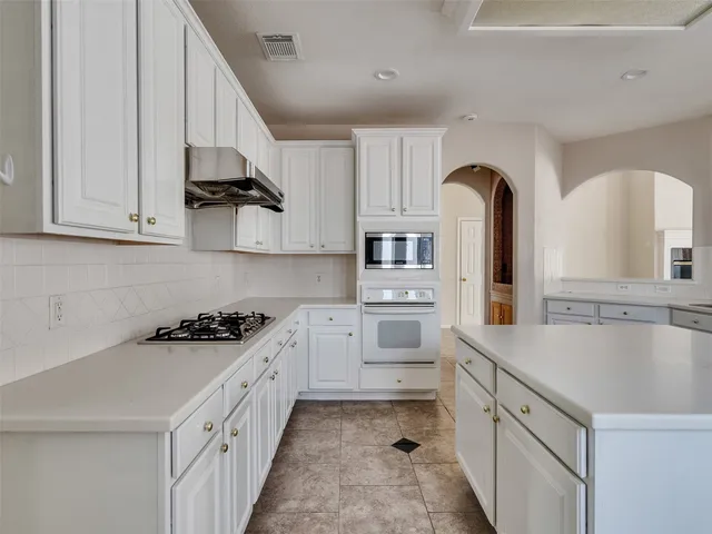 $3,500 | 3902 Breaux Bridge Lane, Sugar Land, TX 77479