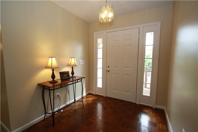 1065 Fitzpatrick Road Nashville, TN 37214 - Photo 2 of 20 Gallery Image 2