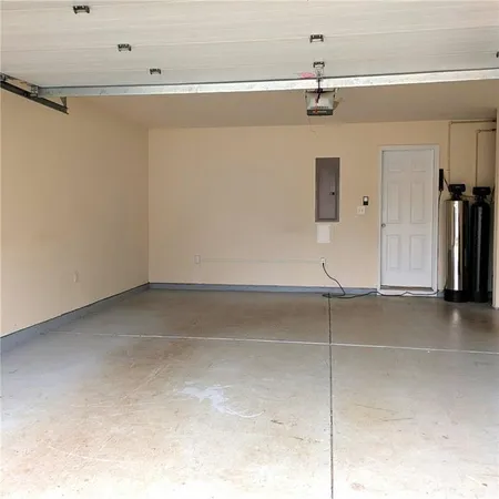 $3,200 | 3075 Whittier Way, Cumming, GA 30040