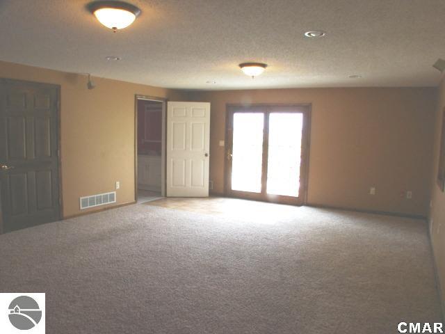 1771 East Washington Road Ithaca, MI 48847 - Photo 16 of 25 1770971-15.JPG