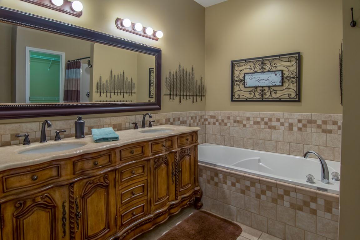 143 Raspberry Drive New Market, TN 37820 - Photo 13 of 40 #578953 raspberry (17) (Medium)