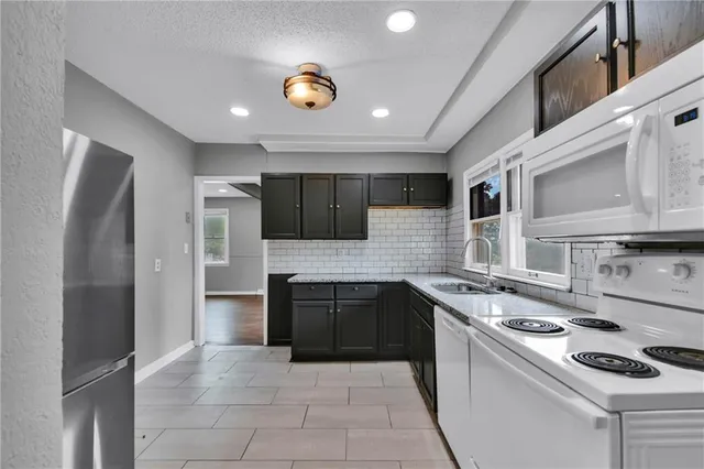 $200,000 | 501 Lexington Road, Pleasant Hill, MO 64080