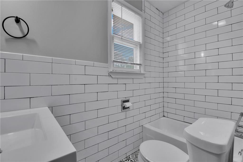 501 Lexington Road Pleasant Hill, MO 64080 - Photo 21 of 25