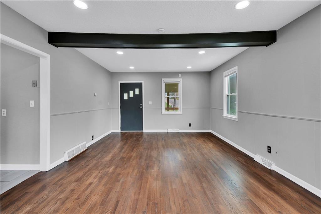 501 Lexington Road Pleasant Hill, MO 64080 - Photo 8 of 25