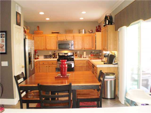 1554 Emerald Ridge Road Fallbrook, CA 92028 - Photo 3 of 15