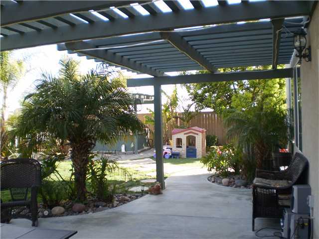 1554 Emerald Ridge Road Fallbrook, CA 92028 - Photo 10 of 15
