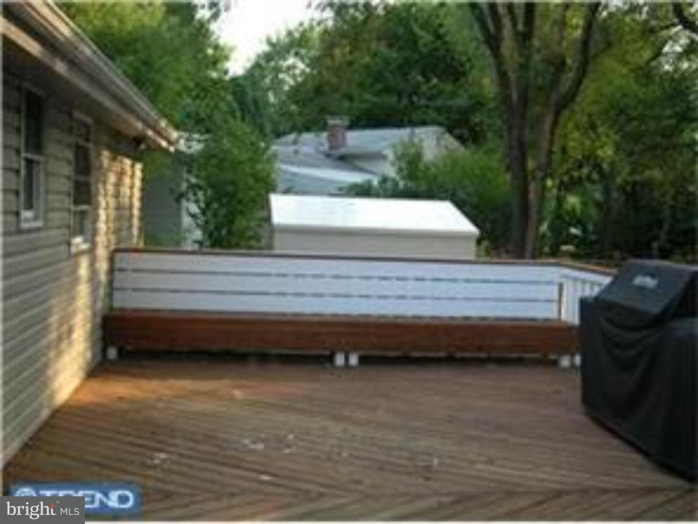 216 Somerset Road Deptford, NJ 08096 - Photo 17 of 18 Deck