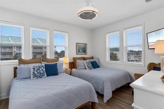 $2,800 | 1646 Alligator Drive, Unit 316, Alligator Point, FL 32346