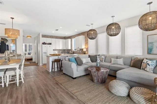 $2,800 | 1646 Alligator Drive, Unit 316, Alligator Point, FL 32346