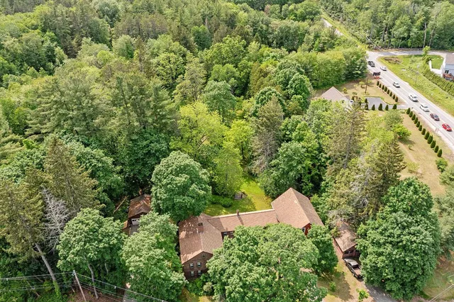 $799,999 | 73 Mammoth Road, Pelham, NH 03076